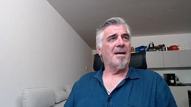 Buidapest online show from 05/03/26, 02:39