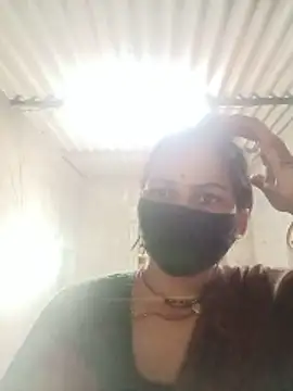 Anushasharma89 online show from 05/20/26, 04:07