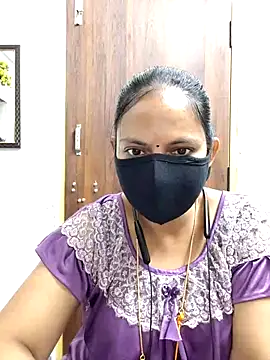 Queen-Neha online show from 04/28/26, 11:48