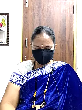 Queen-Neha online show from 04/29/26, 01:48
