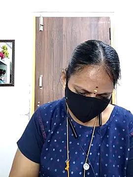 Queen-Neha online show from 05/13/26, 05:27