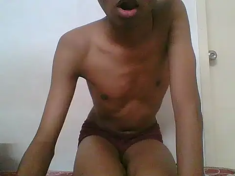 Snapshot of akshr1099 chatting on 11/29/25, 10:13 akshr1099 online show from 11/29/25, 10:13