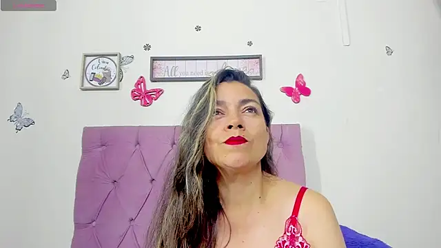 Snapshot of _nanycute_ chatting on 04/03/26, 12:41 nanycute online show from 04/03/26, 12:41