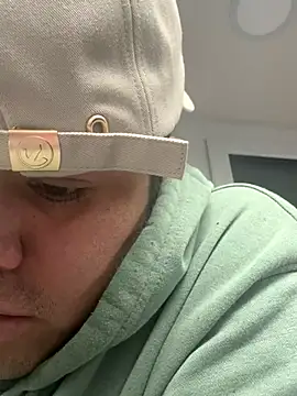 Snapshot of Pelotas2000 chatting on 11/23/25, 04:45 Pelotas2000 online show from 11/23/25, 04:45