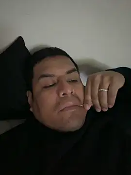 Snapshot of Pelotas2000 chatting on 11/23/25, 06:30 Pelotas2000 online show from 11/23/25, 06:30