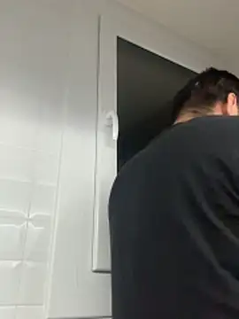 Snapshot of Pelotas2000 chatting on 11/29/25, 05:43 Pelotas2000 online show from 11/29/25, 05:43