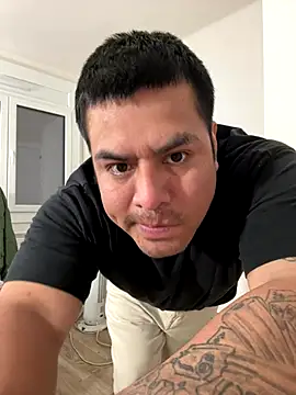 Snapshot of Pelotas2000 chatting on 11/30/25, 06:01 Pelotas2000 online show from 11/30/25, 06:01