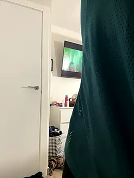 Snapshot of Pelotas2000 chatting on 12/18/25, 07:36 Pelotas2000 online show from 12/18/25, 07:36