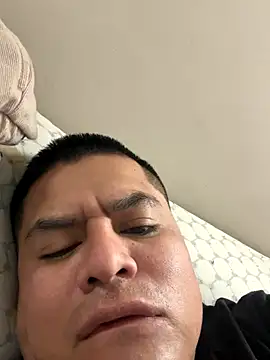 Snapshot of Pelotas2000 chatting on 01/08/26, 07:43 Pelotas2000 online show from 01/08/26, 07:43