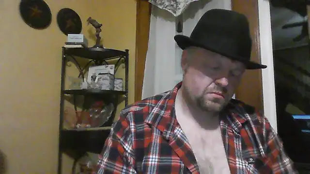 Snapshot of TheOneDonShaun chatting on 11/21/25, 08:46 TheOneDonShaun online show from 11/21/25, 08:46