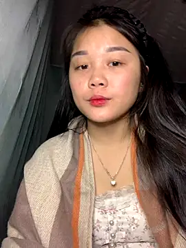 Snapshot of Baa-bee22 chatting on 11/25/25, 01:05 Baa-bee22 online show from 11/25/25, 01:05