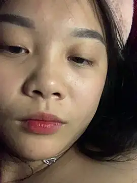 Snapshot of Baa-bee22 chatting on 12/14/25, 05:13 Baa-bee22 online show from 12/14/25, 05:13