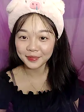 Snapshot of Baa-bee22 chatting on 03/26/26, 01:33 Baa-bee22 online show from 03/26/26, 01:33