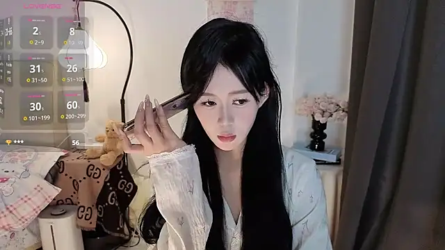 Snapshot of YuYu317 chatting on 03/22/26, 02:20 YuYu317 online show from 03/22/26, 02:20