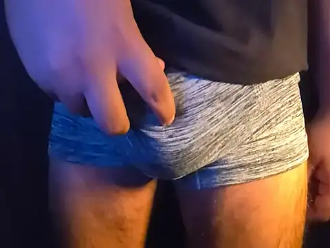 adrian 16 17 online show from 11/24/25, 09:20