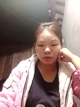 Snapshot of yu-zhen chatting on 11/20/25, 08:08 yu-zhen online show from 11/20/25, 08:08