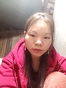 Snapshot of yu-zhen chatting on 11/22/25, 07:24 yu-zhen online show from 11/22/25, 07:24