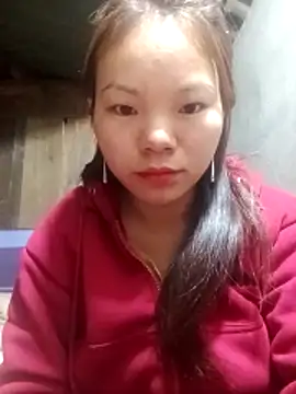 Snapshot of yu-zhen chatting on 11/25/25, 07:14 yu-zhen online show from 11/25/25, 07:14