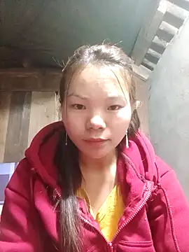 Snapshot of yu-zhen chatting on 11/26/25, 10:05 yu-zhen online show from 11/26/25, 10:05