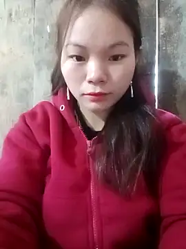 Snapshot of yu-zhen chatting on 11/28/25, 11:51 yu-zhen online show from 11/28/25, 11:51