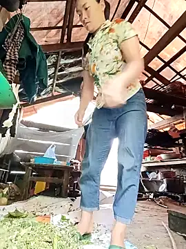 Snapshot of meomeo-00 chatting on 04/20/26, 09:01 meomeo-00 online show from 04/20/26, 09:01
