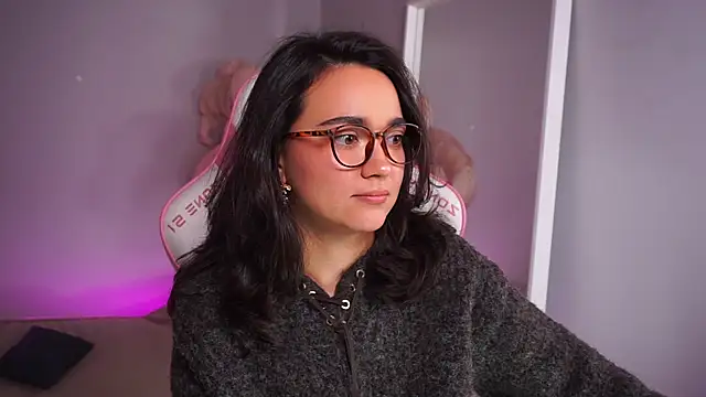 Snapshot of Shadow_Lotus chatting on 11/18/25, 03:05 Shadow Lotus online show from 11/18/25, 03:05