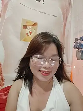 Snapshot of Cover-baa chatting on 07/15/26, 02:39 Cover-baa online show from 07/15/26, 02:39