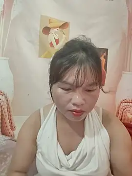 Snapshot of Cover-baa chatting on 08/03/26, 01:37 Cover-baa online show from 08/03/26, 01:37