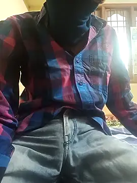 Snapshot of Shadow_Guy chatting on 11/26/25, 10:38 Shadow Guy online show from 11/26/25, 10:38