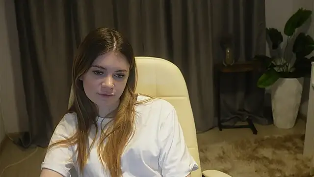 Snapshot of AngelesBenitz chatting on 11/19/25, 01:44 AngelesBenitz online show from 11/19/25, 01:44