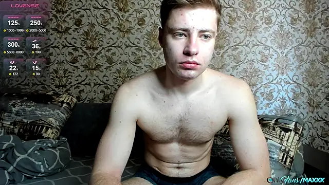 Maxhornyblondieman online show from 04/12/26, 09:03