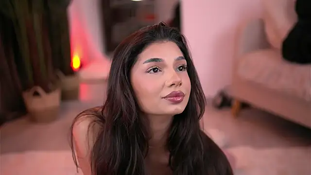 Snapshot of LuvCaprice chatting on 12/04/25, 06:12 LuvCaprice online show from 12/04/25, 06:12