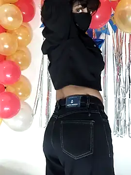 Snapshot of Babykurush chatting on 11/17/25, 05:52 Babykurush online show from 11/17/25, 05:52