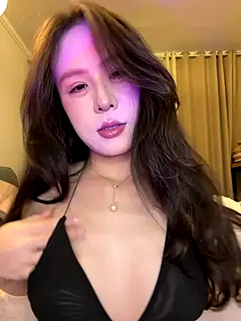 pupu  online show from 12/15/25, 02:32