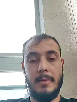 Snapshot of berkkderlerr chatting on 12/17/25, 10:54 berkkderlerr online show from 12/17/25, 10:54