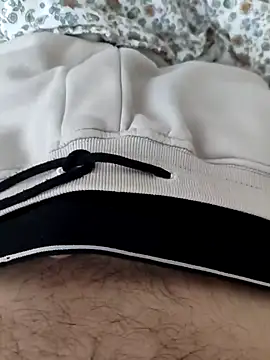 Snapshot of berkkderlerr chatting on 01/17/26, 10:31 berkkderlerr online show from 01/17/26, 10:31