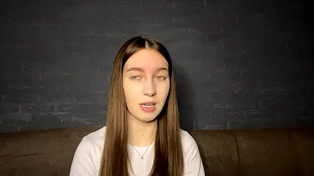 CindaWinn online show from 11/22/25, 08:02