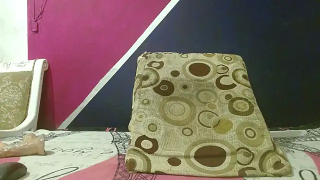 samantaruizz online show from 04/24/26, 05:37