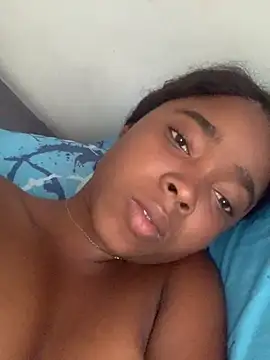 LunaSP99 online show from 12/01/25, 05:51