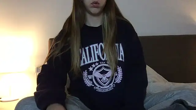 Martimartinaxx online show from 03/15/26, 09:21