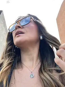 Snapshot of GeorginaBlack chatting on 12/13/25, 07:53 GeorginaBlack online show from 12/13/25, 07:53