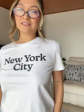 Snapshot of GeorginaBlack chatting on 01/15/26, 06:00 GeorginaBlack online show from 01/15/26, 06:00