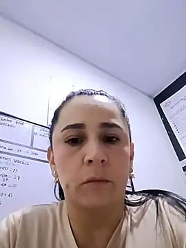Snapshot of Sex_Annie chatting on 03/30/26, 04:46 Sex Annie online show from 03/30/26, 04:46