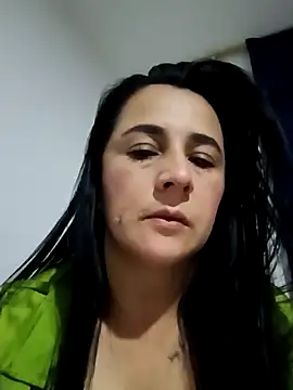 Snapshot of Sex_Annie chatting on 04/12/26, 05:23 Sex Annie online show from 04/12/26, 05:23