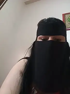 fati35flou online show from 06/12/26, 07:29