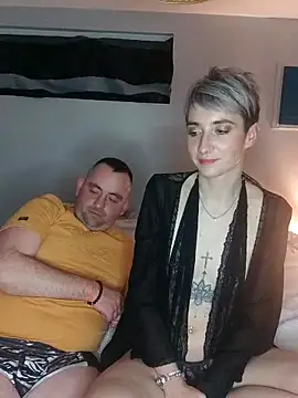 Snapshot of SMLove51 chatting on 12/05/25, 08:49 SMLove51 online show from 12/05/25, 08:49