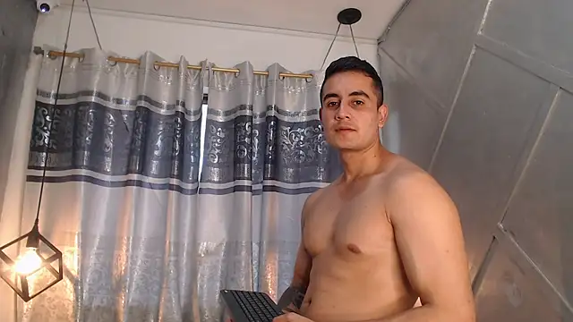 Snapshot of erick_garcia1 chatting on 11/20/25, 06:40 erick garcia1 online show from 11/20/25, 06:40