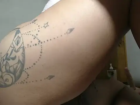 Snapshot of Valery_prinss chatting on 11/29/25, 07:00 Valery prinss online show from 11/29/25, 07:00