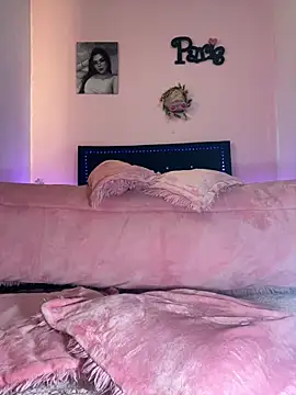 Snapshot of Valery_prinss chatting on 02/17/26, 10:16 Valery prinss online show from 02/17/26, 10:16