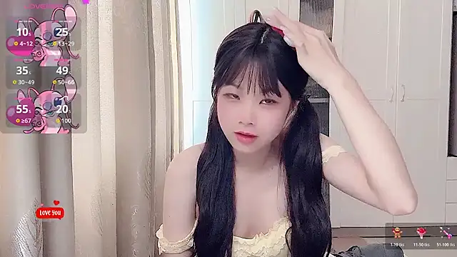 Snapshot of bunny-- chatting on 06/27/26, 05:12 bunny-- online show from 06/27/26, 05:12